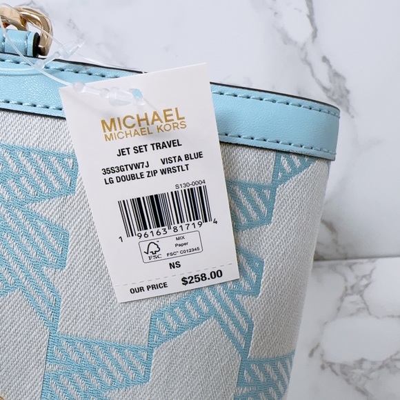 Michael Kors double zip wallet - Picture 6 of 8